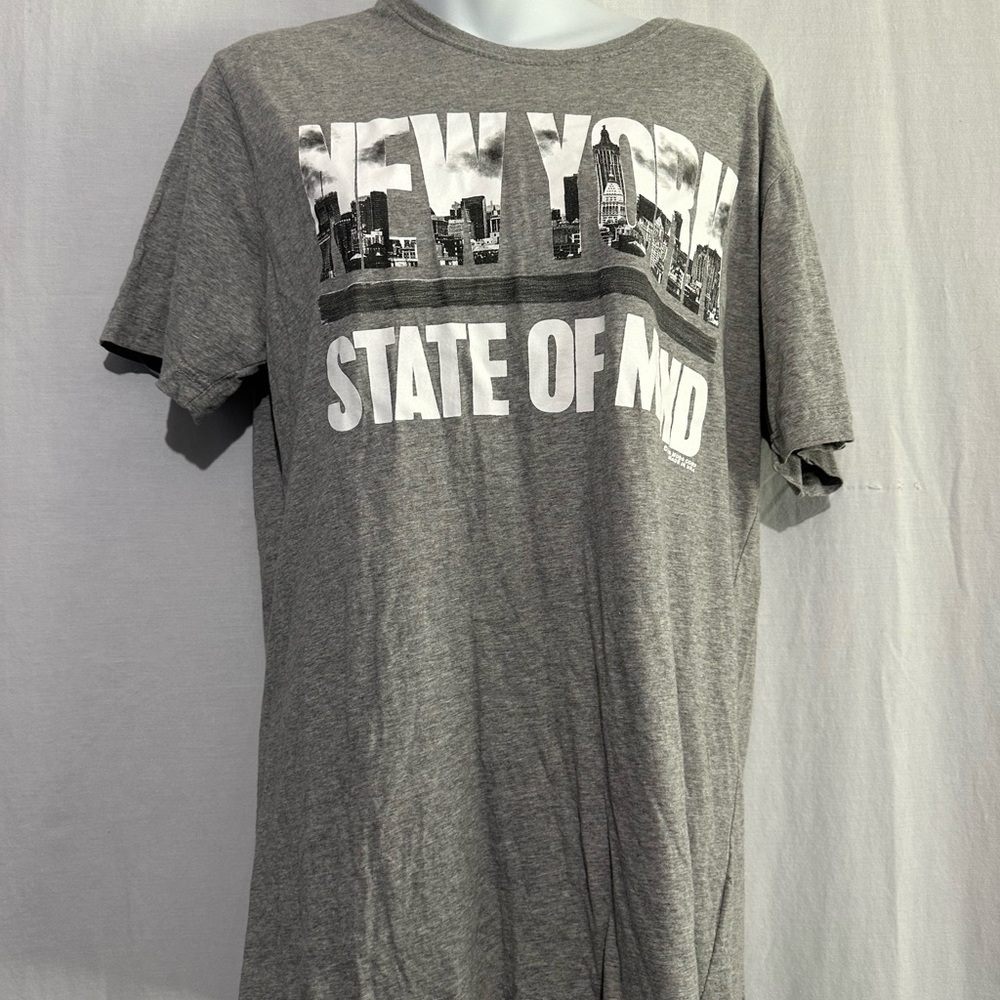 H&M Gray “New York State of Mind” Graphic Tee Medium
